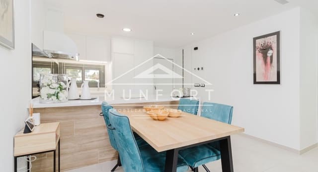 Bungalow de 2 habitaciones en Pinar de Campoverde, Pilar de la Horadada en venta con piscina - 299.950 € (Ref: 9699828)