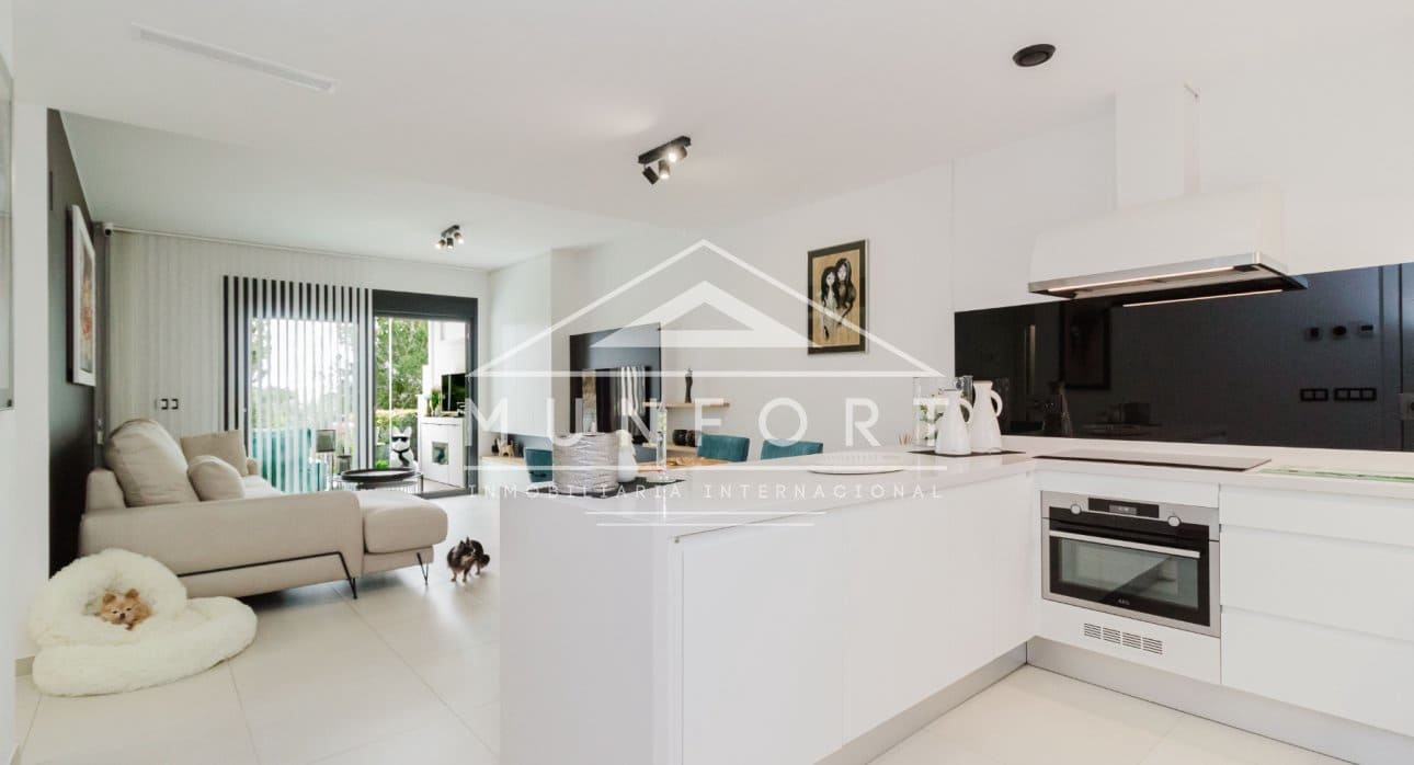 2 Zimmer Bungalow zu verkaufen in Pilar de la Horadada mit Pool - 299.950 € (Ref: 9699828)