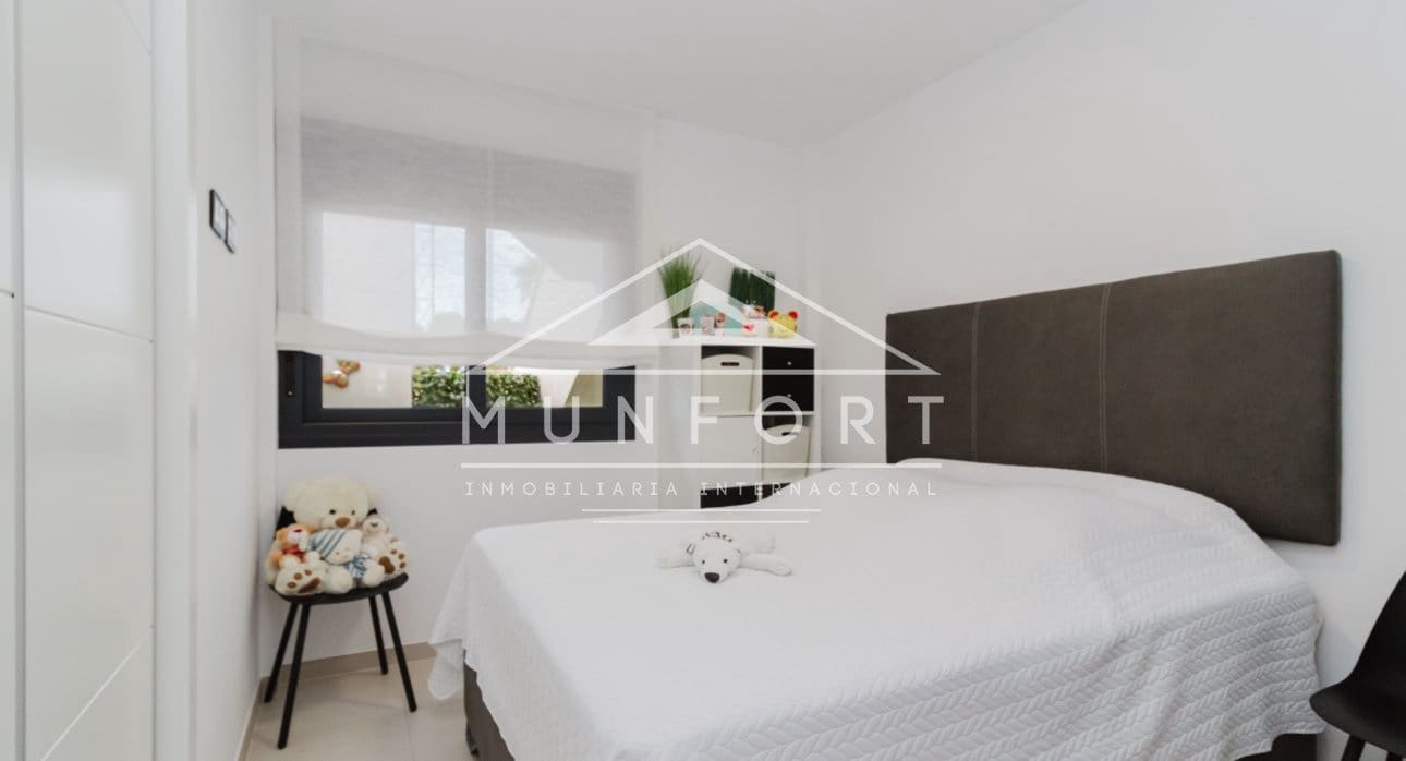 2 Zimmer Bungalow zu verkaufen in Pilar de la Horadada mit Pool - 299.950 € (Ref: 9699828)