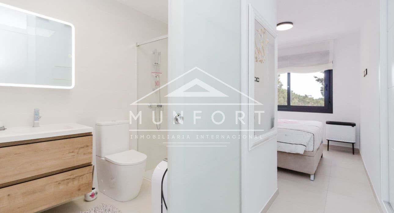 2 Zimmer Bungalow zu verkaufen in Pilar de la Horadada mit Pool - 299.950 € (Ref: 9699828)