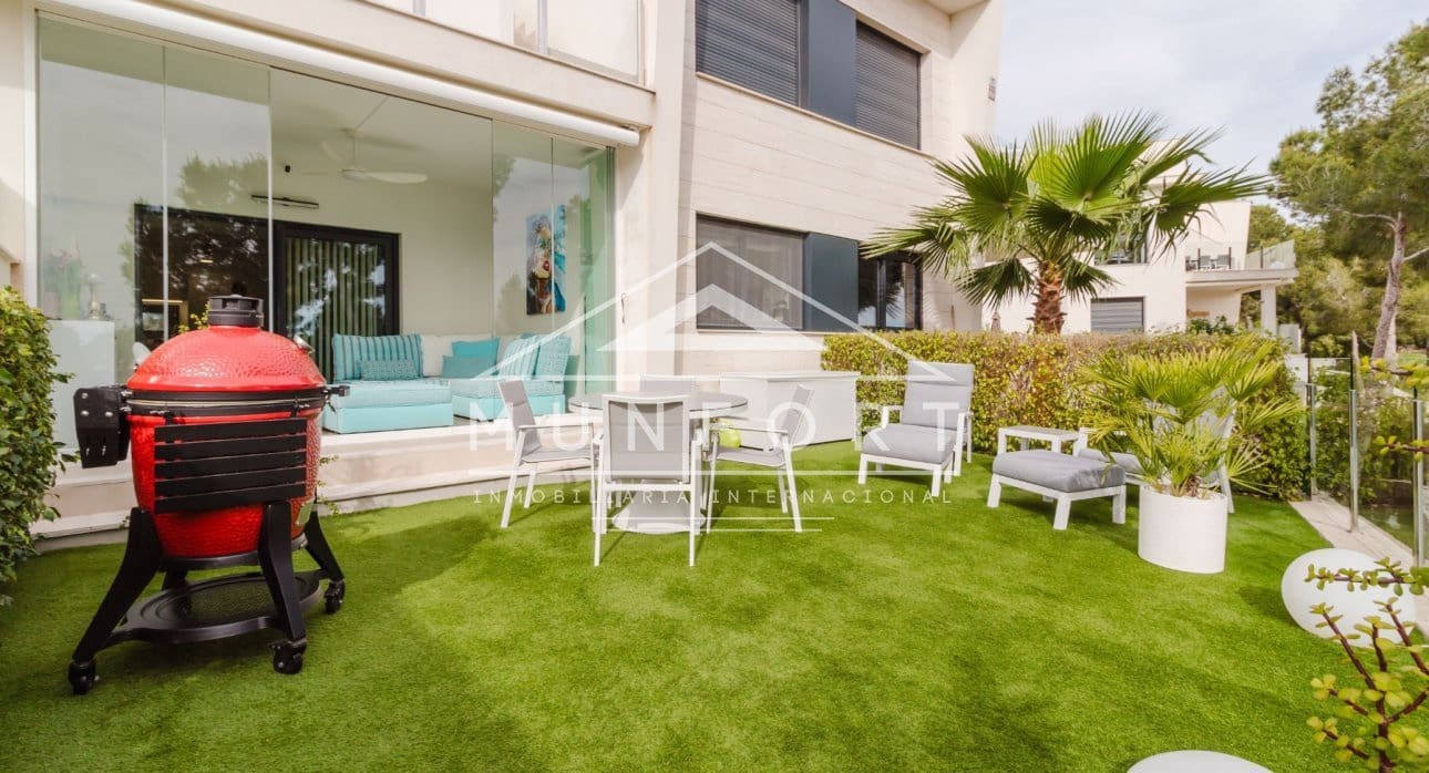 2 Zimmer Bungalow zu verkaufen in Pilar de la Horadada mit Pool - 299.950 € (Ref: 9699828)