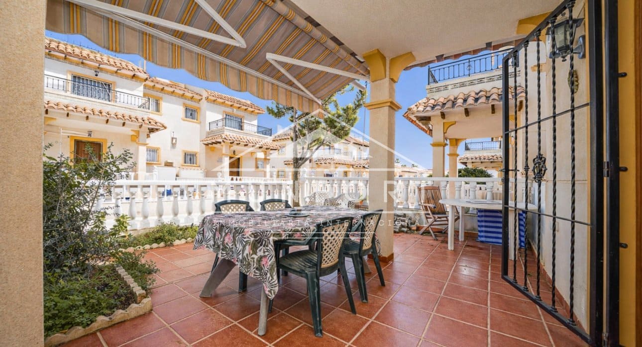 3 bedroom Villa for sale in La Regia with pool - € 239,900 (Ref: 9699829)