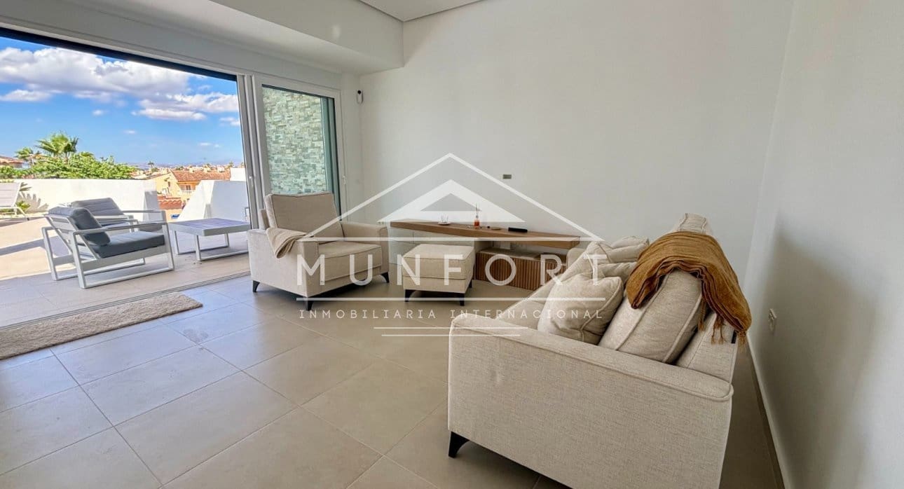 3 bedroom Villa for sale in Rojales with pool - € 479,000 (Ref: 9699830)