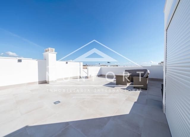 Bungalow de 2 habitaciones en San Pedro del Pinatar ciudad, San Pedro del Pinatar en venta con piscina garaje - 319.900 € (Ref: 9709099)