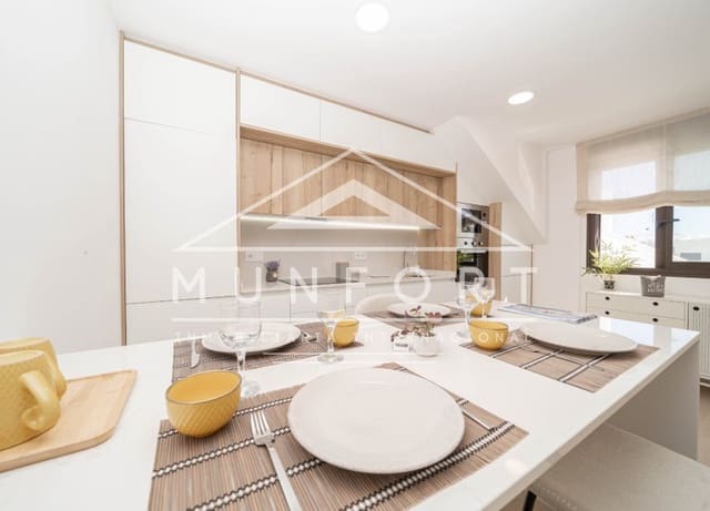 2 makuuhuone Bungalow myytävänä paikassa San Pedro del Pinatar ciudad, San Pedro del Pinatar mukana uima-altaan 
autotalli - 319 900 € (Ref: 9709099)