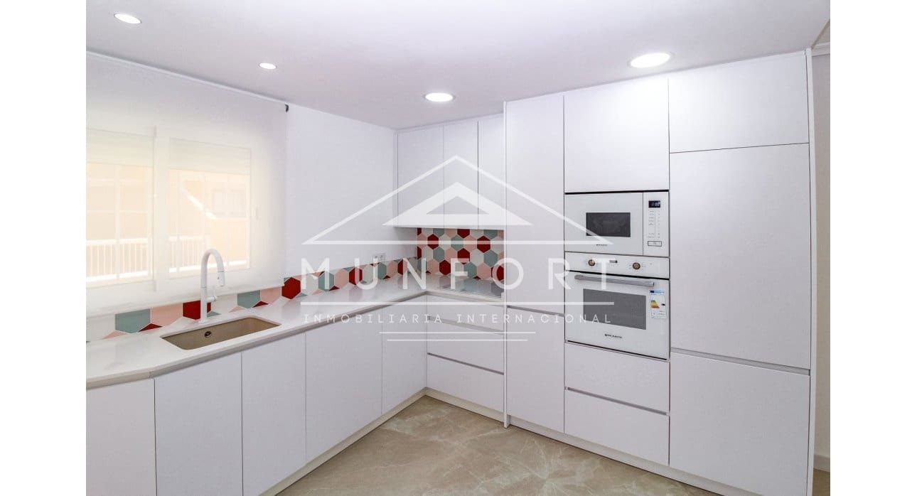 2 bedroom Bungalow for sale in Torre de la Horadada with pool - € 225,000 (Ref: 9716757)