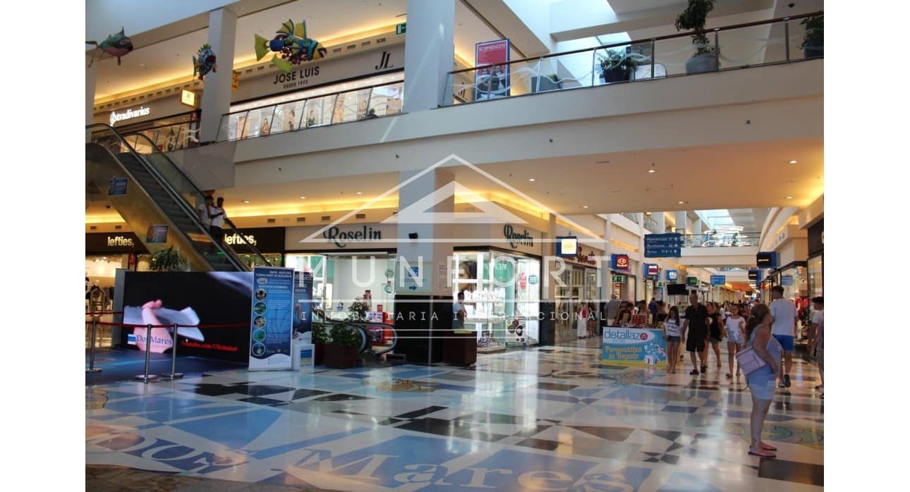 2 bedroom Bungalow for sale in Torre de la Horadada with pool - € 225,000 (Ref: 9716757)