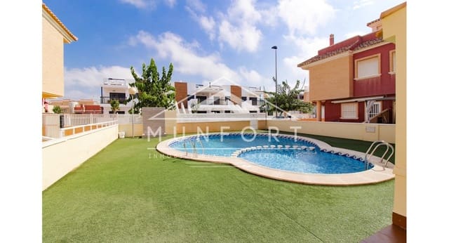 2 chambre Bungalow à vendre à Torre de la Horadada, Pilar de la Horadada avec piscine - 225 000 € (Ref: 9716757)