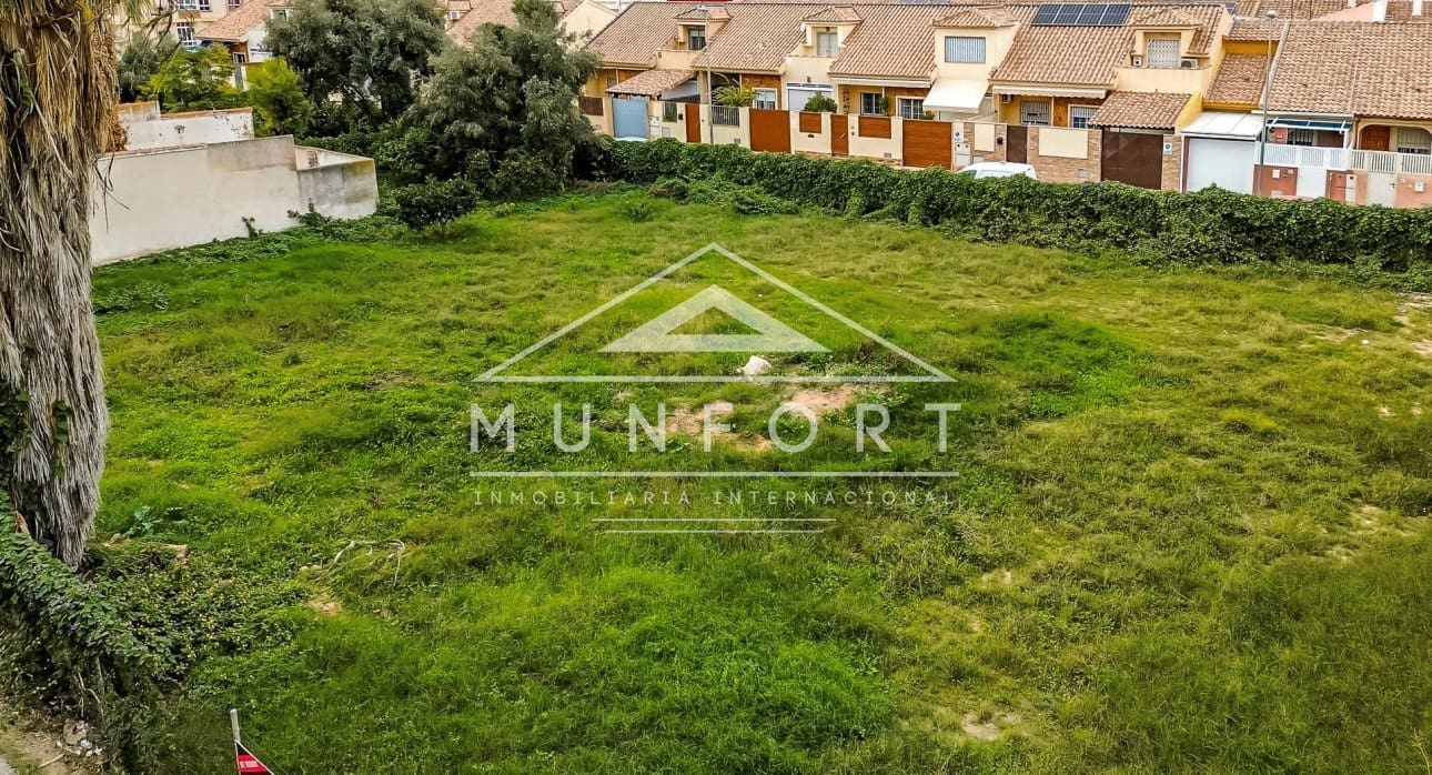 Building Plot for sale in San Pedro del Pinatar - € 839,000 (Ref: 9720846)