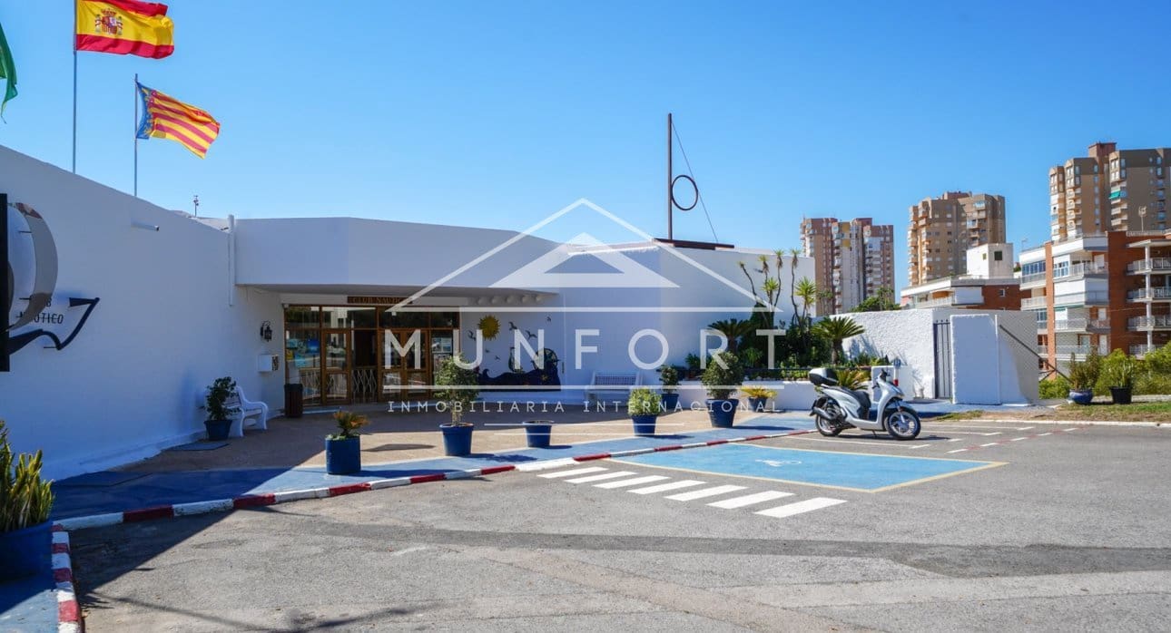 2 Zimmer Apartment zu verkaufen in Dehesa de Campoamor mit Pool - 259.900 € (Ref: 9720849)