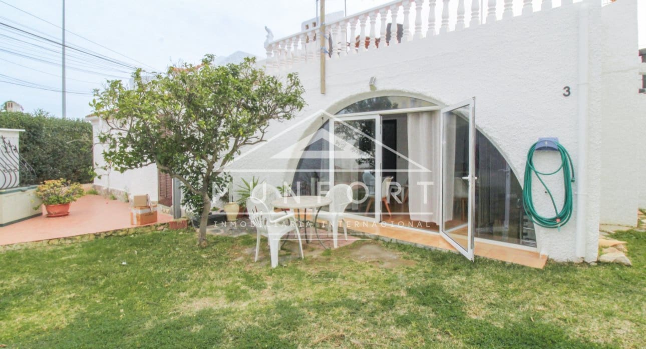 2 bedroom Villa for sale in La Florida - € 189,900 (Ref: 9720851)