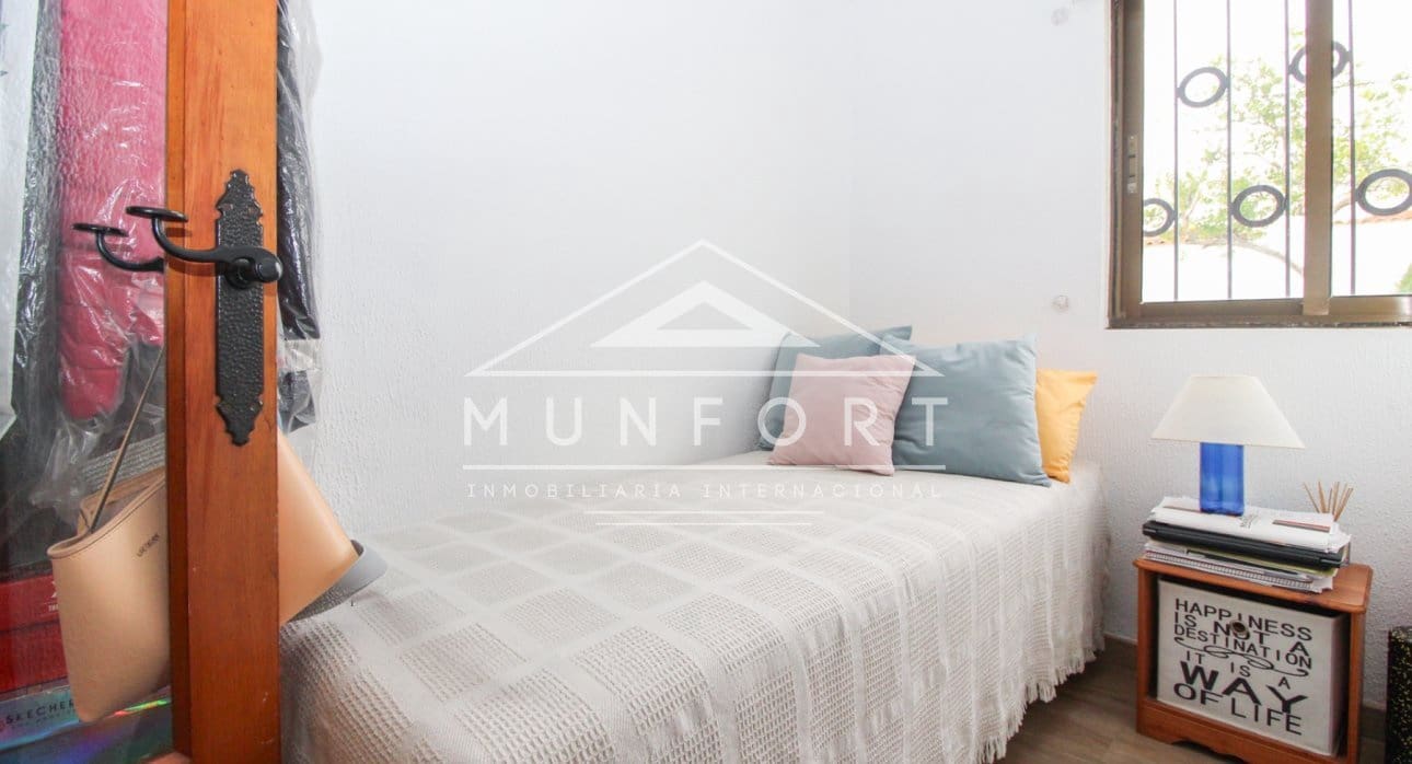 2 bedroom Villa for sale in La Florida - € 189,900 (Ref: 9720851)