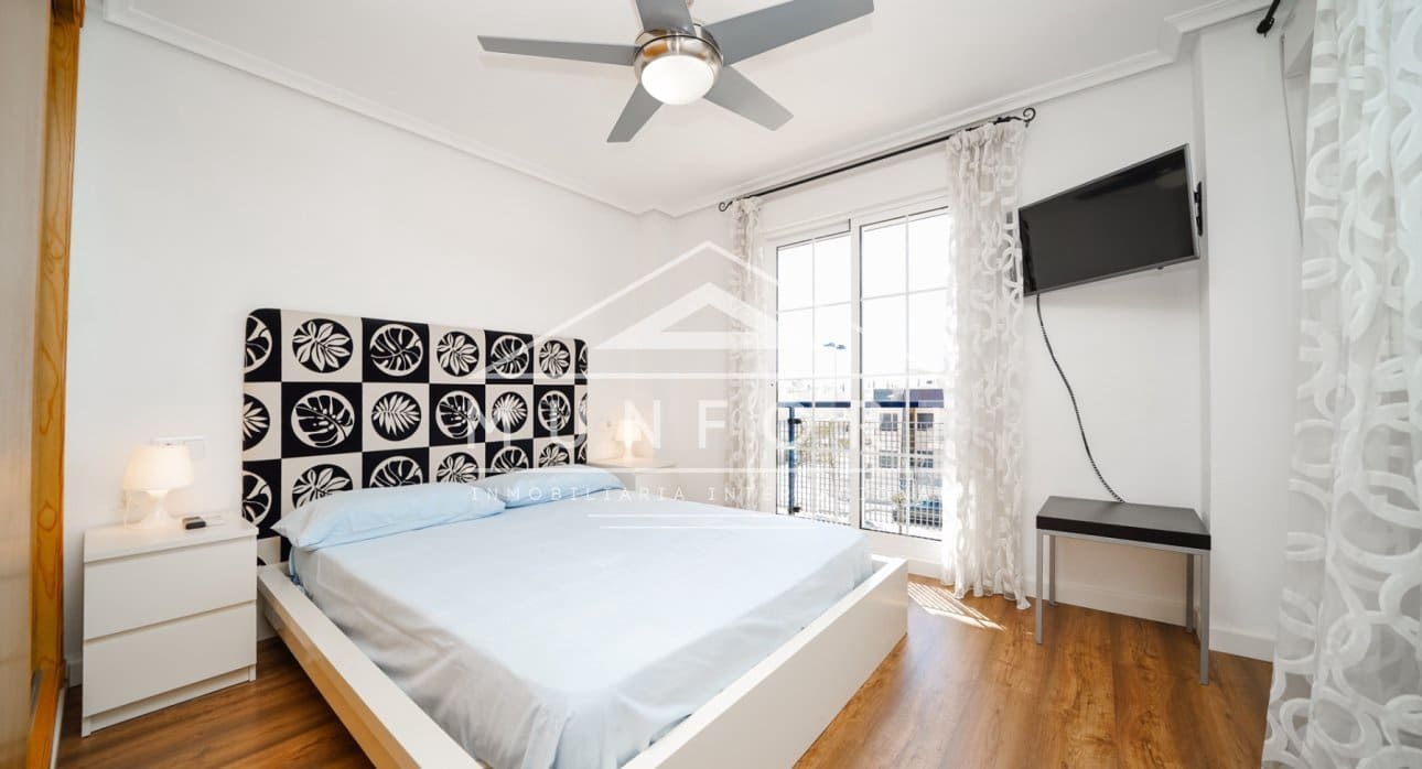 2 sovrum Lägenhet till salu i Torre de la Horadada med pool - 349 900 € (Ref: 9720852)