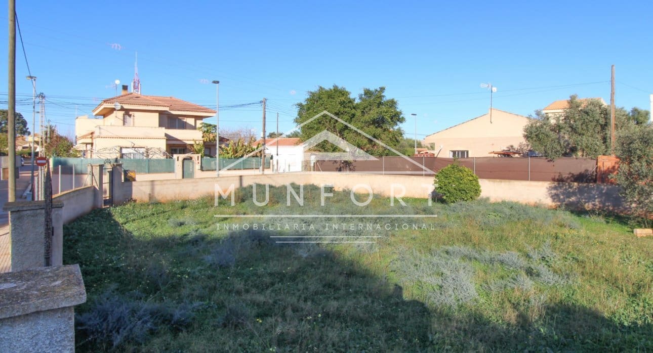 Building Plot for sale in Los Urrutias - € 94,900 (Ref: 9720853)