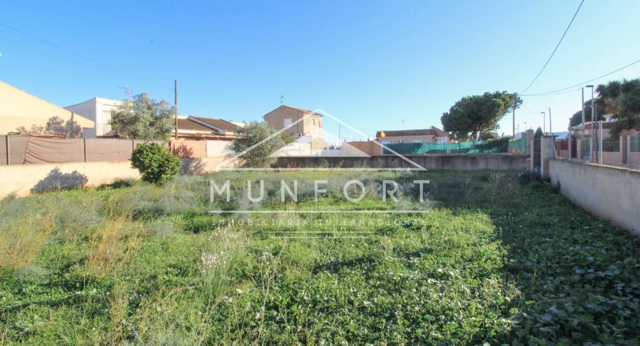 Building Plot for sale in Los Urrutias - € 94,900 (Ref: 9720853)