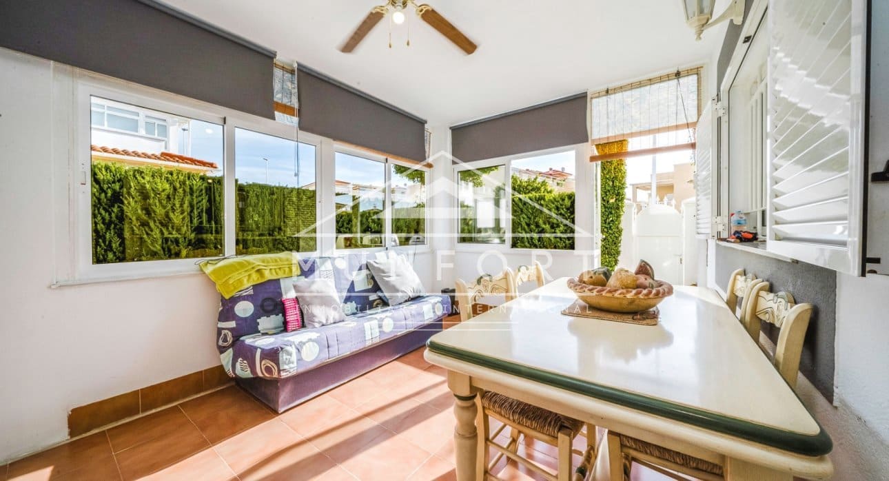 3 slaapkamer Appartement te koop in Orihuela Costa met zwembad - € 379.900 (Ref: 9720857)