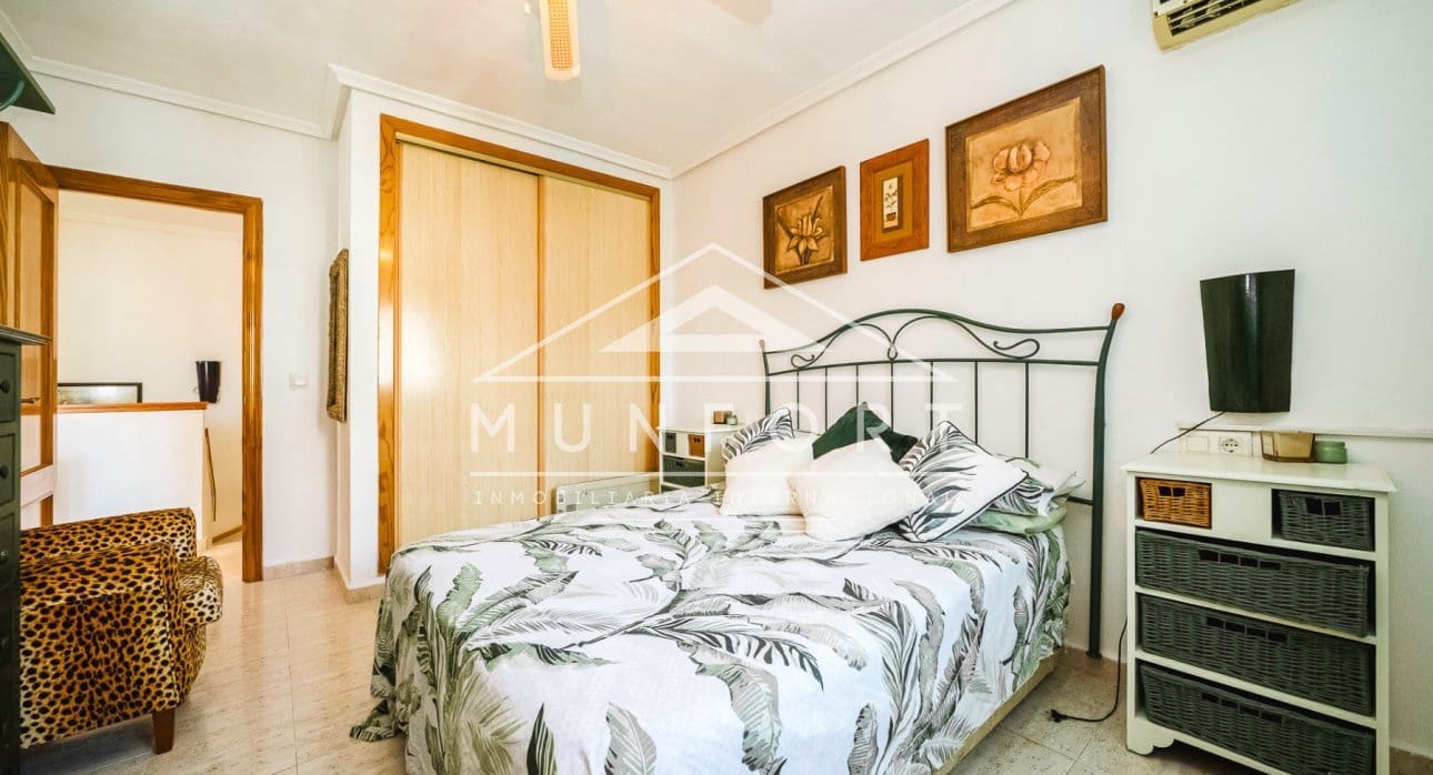 3 slaapkamer Appartement te koop in Orihuela Costa met zwembad - € 379.900 (Ref: 9720857)