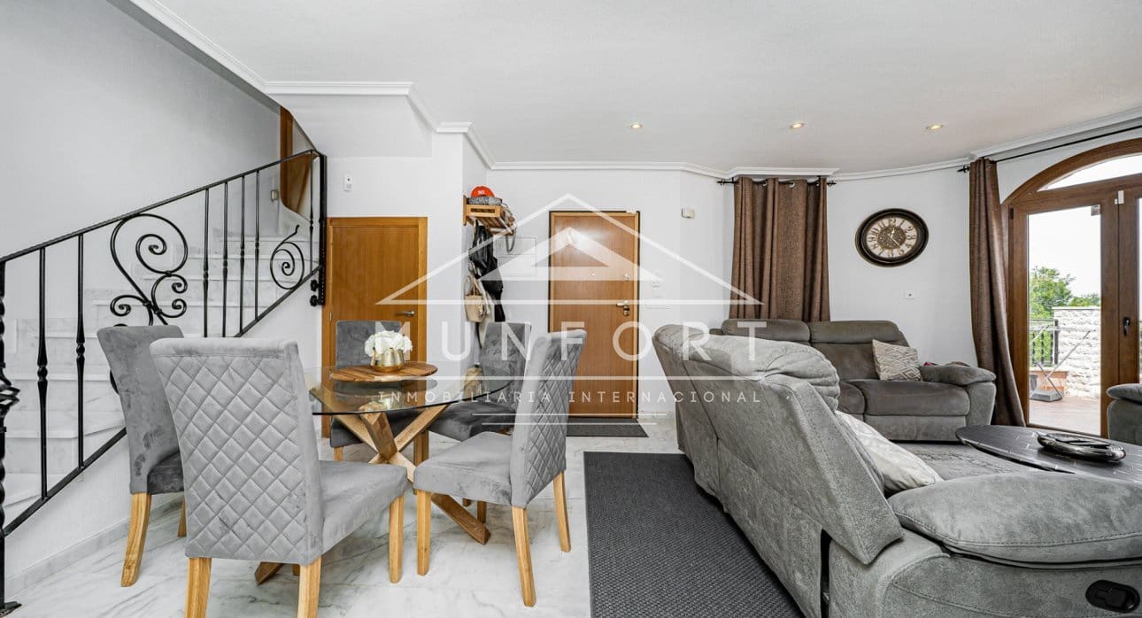 4 soveværelse Villa til salg i San Miguel de Salinas med swimmingpool - € 449.900 (Ref: 9731241)