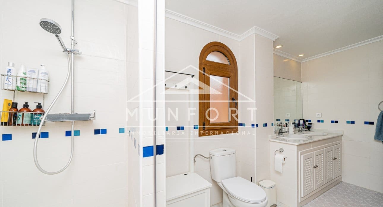 4 soveværelse Villa til salg i San Miguel de Salinas med swimmingpool - € 449.900 (Ref: 9731241)