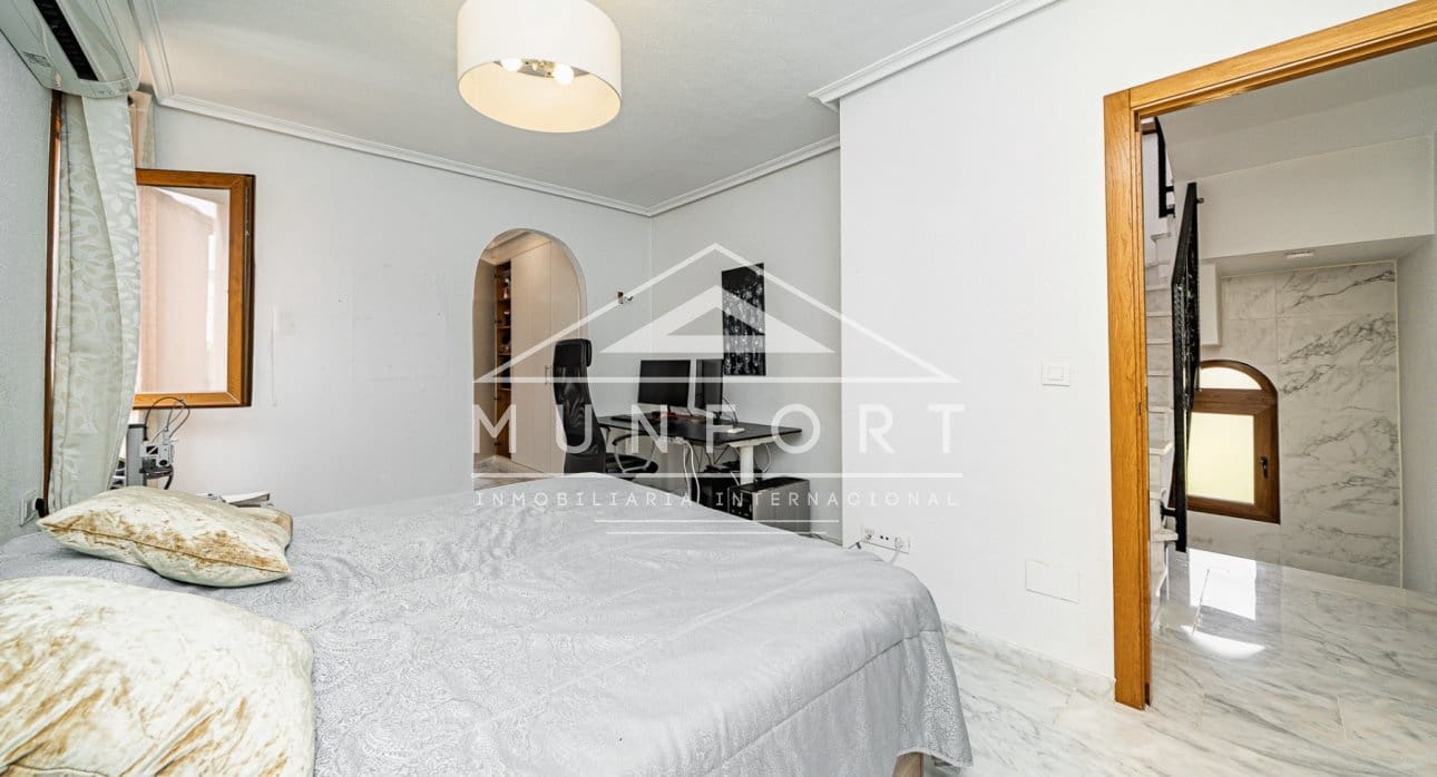 4 soveværelse Villa til salg i San Miguel de Salinas med swimmingpool - € 449.900 (Ref: 9731241)