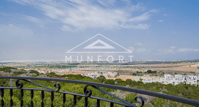 4 soveværelse Villa til salg i San Miguel de Salinas med swimmingpool - € 449.900 (Ref: 9731241)