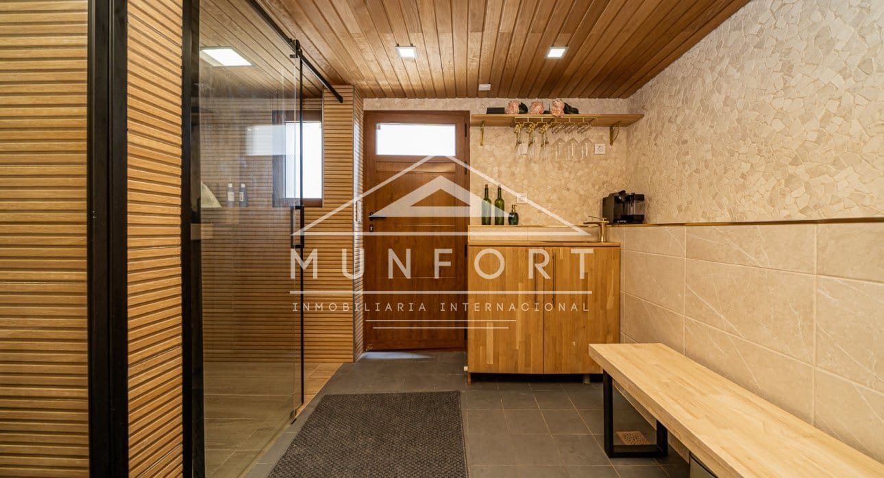 4 soveværelse Villa til salg i San Miguel de Salinas med swimmingpool - € 449.900 (Ref: 9731241)