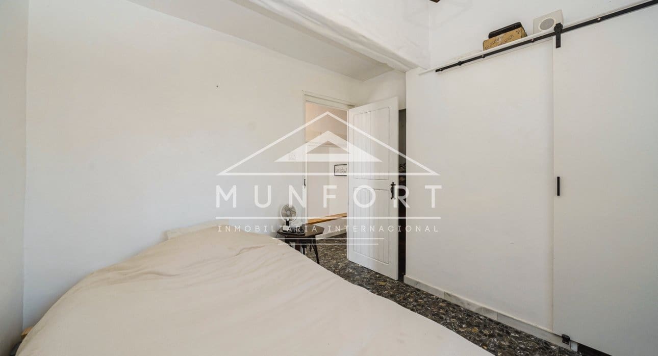 5 bedroom Villa for sale in Gea y Truyols with pool - € 599,900 (Ref: 9734051)