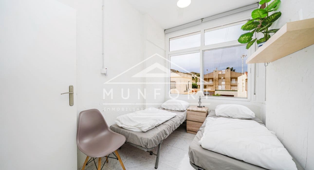 2 slaapkamer Appartement te koop in Los Urrutias - € 118.000 (Ref: 9737205)