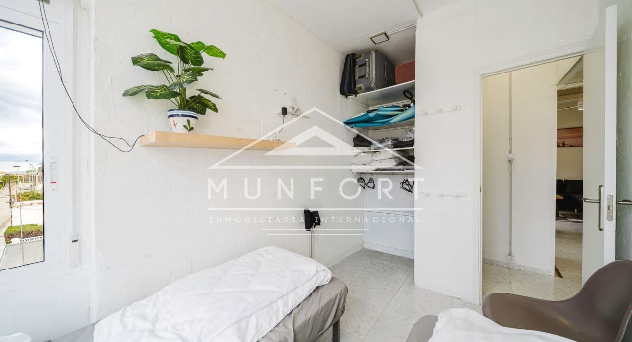 2 slaapkamer Appartement te koop in Los Urrutias - € 118.000 (Ref: 9737205)