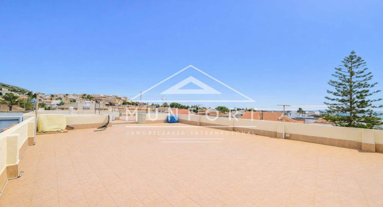 2 slaapkamer Appartement te koop in Los Urrutias - € 118.000 (Ref: 9737205)