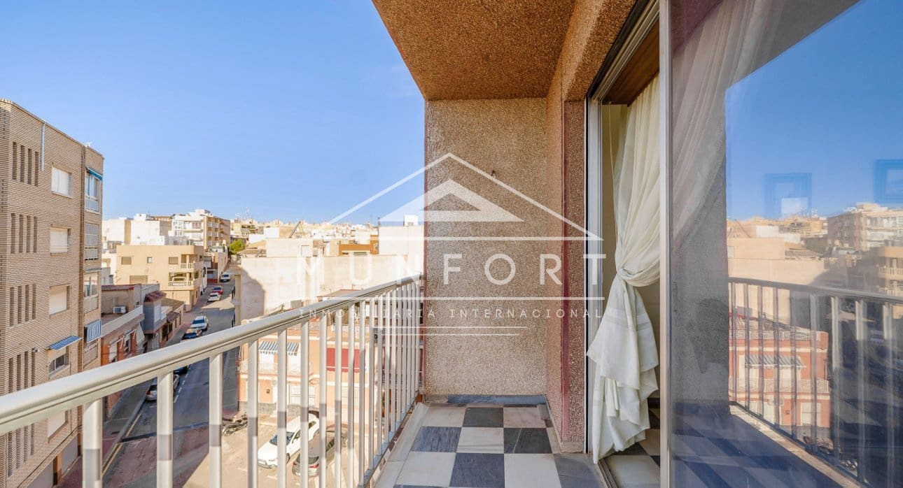 3 bedroom Apartment for sale in Aguilas - € 135,000 (Ref: 9750923)