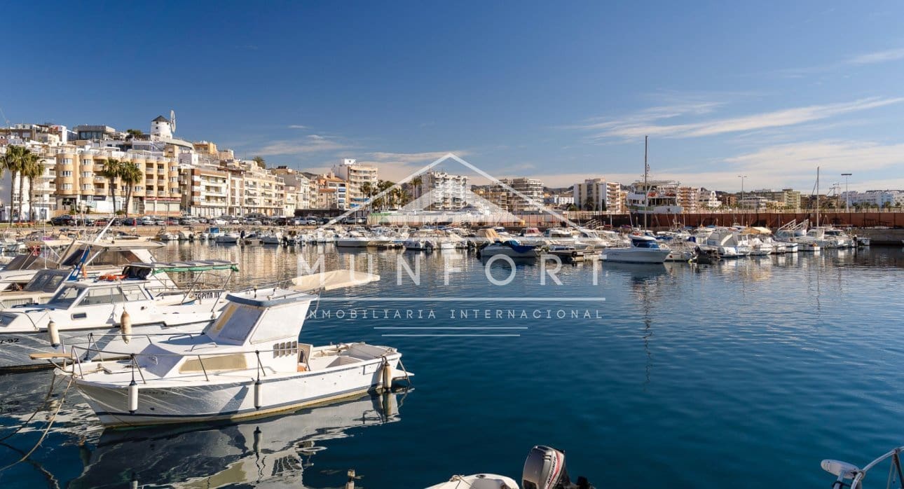 3 bedroom Apartment for sale in Aguilas - € 135,000 (Ref: 9750923)