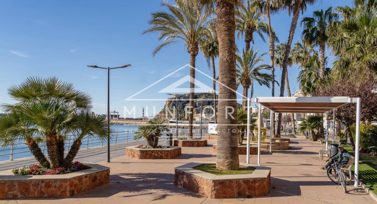 3 bedroom Apartment for sale in Aguilas - € 135,000 (Ref: 9750923)