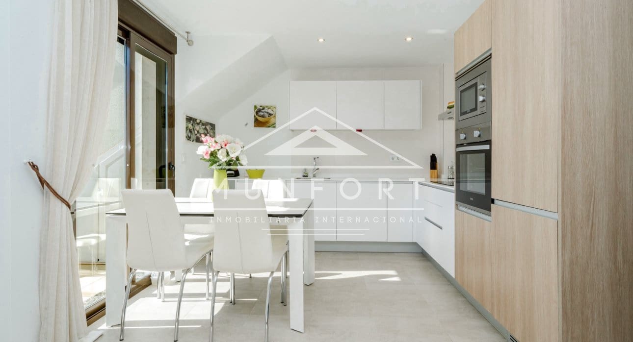 2 sypialnia Penthouse na sprzedaż w Pilar de la Horadada z basenem - 279 900 € (Ref: 9751096)