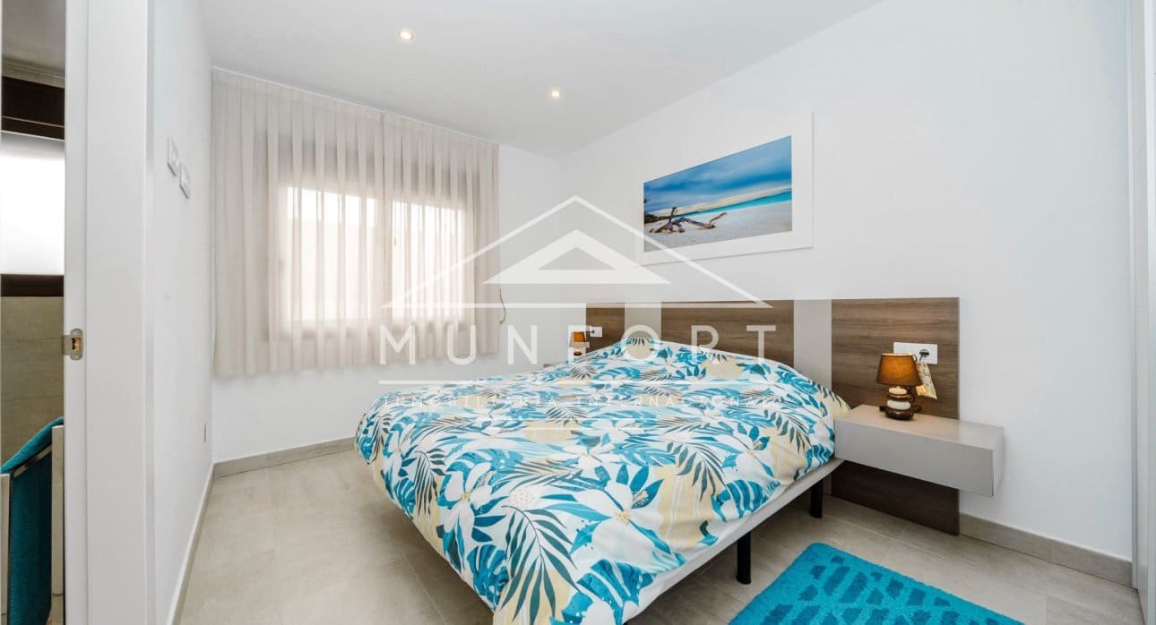 2 sypialnia Penthouse na sprzedaż w Pilar de la Horadada z basenem - 279 900 € (Ref: 9751096)