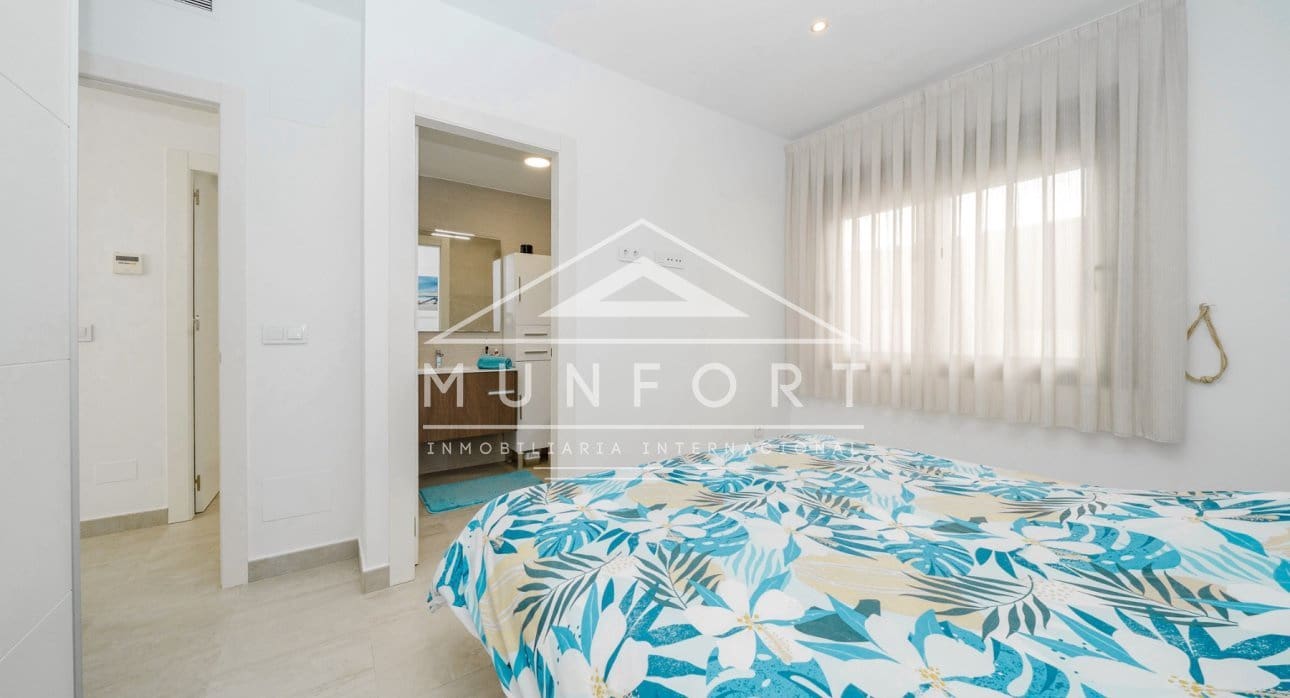 2 sypialnia Penthouse na sprzedaż w Pilar de la Horadada z basenem - 279 900 € (Ref: 9751096)