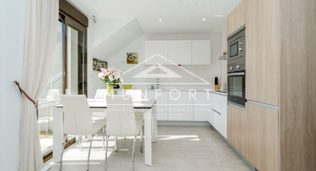 2 makuuhuone Kattohuoneisto myytävänä paikassa Pilar de la Horadada ciudad, Pilar de la Horadada mukana uima-altaan - 279 900 € (Ref: 9751096)