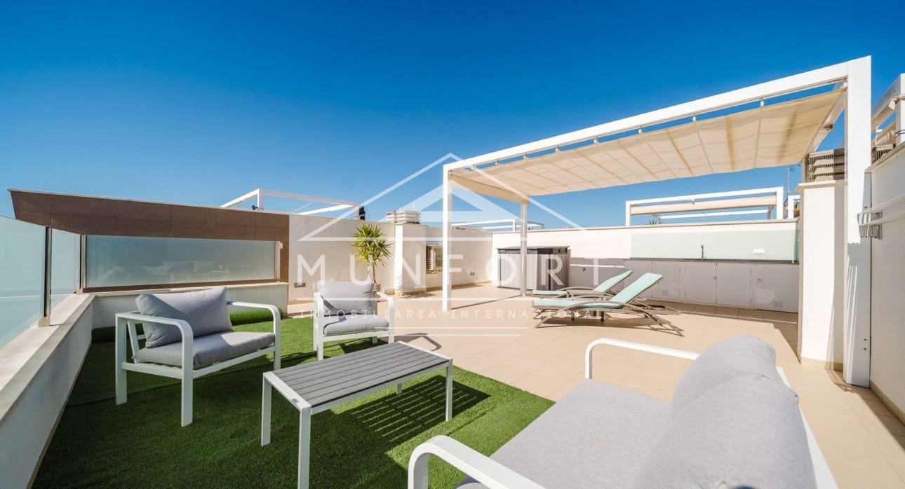 2 sypialnia Penthouse na sprzedaż w Pilar de la Horadada z basenem - 279 900 € (Ref: 9751096)