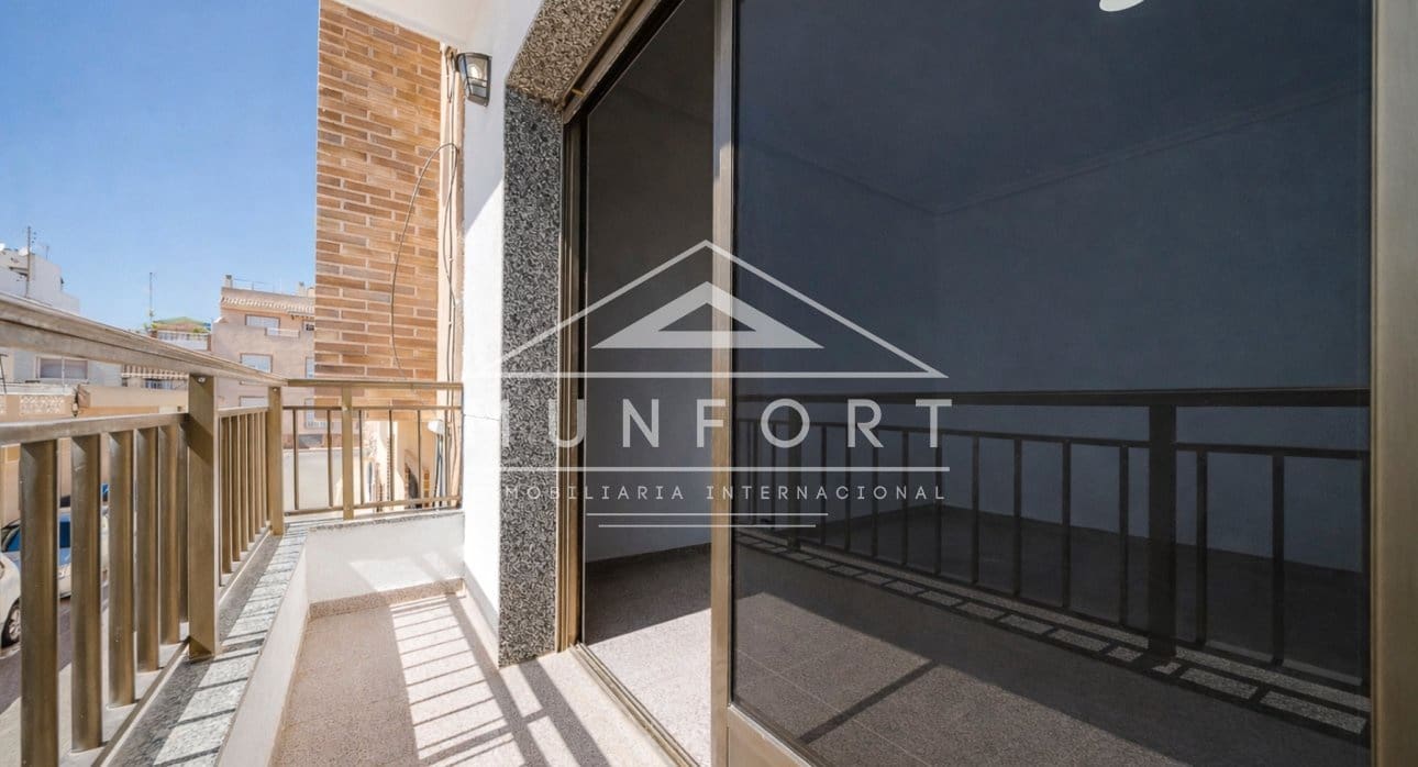 4 camera da letto Casa in vendita in Pilar de la Horadada - 229.000 € (Rif: 9751097)
