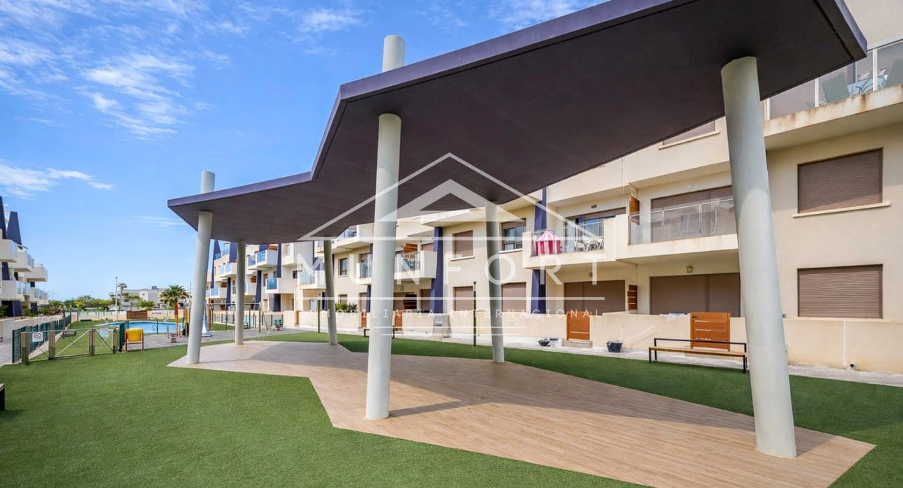 2 sovrum Lägenhet till salu i Torre de la Horadada med pool - 305 000 € (Ref: 9752521)