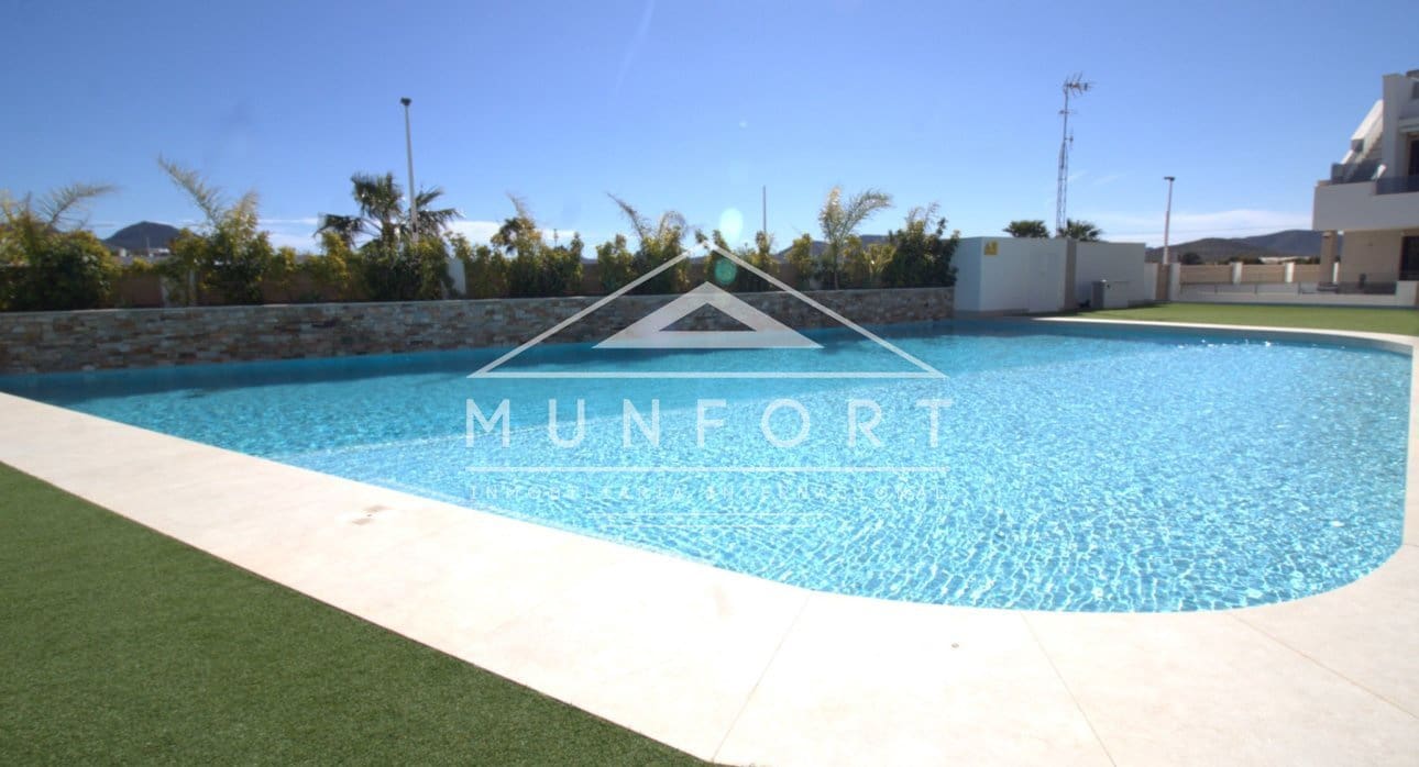 3 soveværelse Bungalow til salg i Mar de Cristal med swimmingpool - € 409.900 (Ref: 9756333)