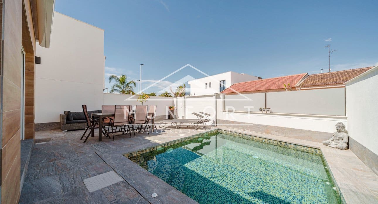 3 soveværelse Villa til salg i El Mojon med swimmingpool - € 399.900 (Ref: 9757797)