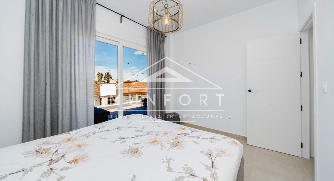 3 soveværelse Villa til salg i El Mojon med swimmingpool - € 399.900 (Ref: 9757797)