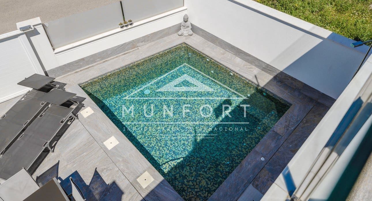 3 soveværelse Villa til salg i El Mojon med swimmingpool - € 399.900 (Ref: 9757797)