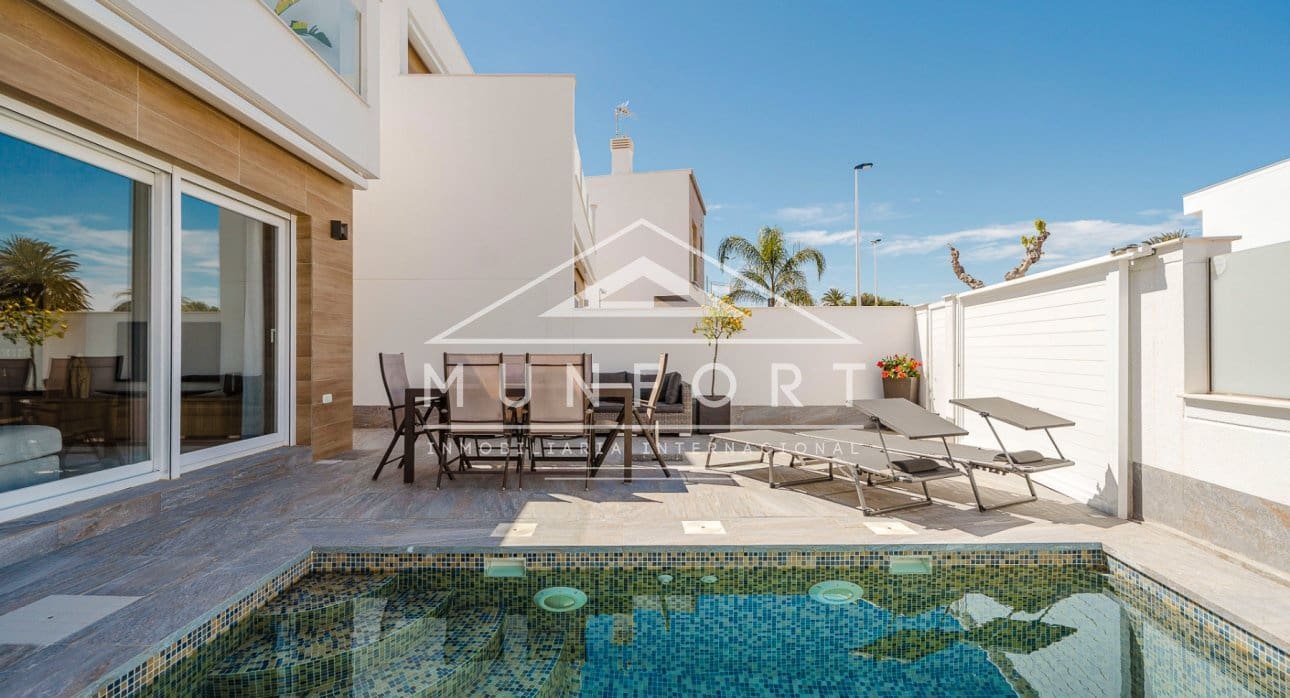 3 soveværelse Villa til salg i El Mojon med swimmingpool - € 399.900 (Ref: 9757797)