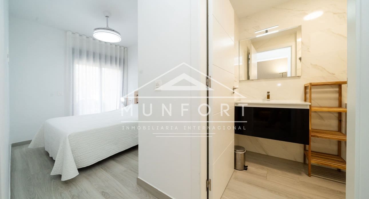 2 sypialnia Bungalow na sprzedaż w Santiago de la Ribera z basenem - 275 000 € (Ref: 9758156)