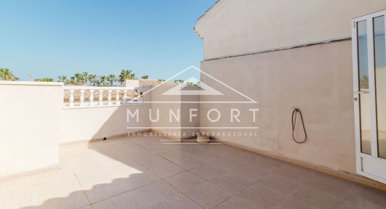 3 soverom Rekkehus til salgs i Lo Pagan med svømmebasseng - € 195 000 (Ref: 9760103)