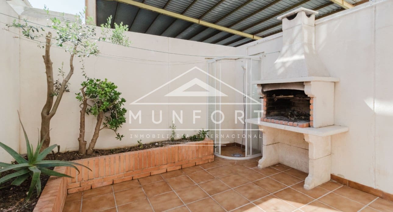 3 soverom Rekkehus til salgs i Lo Pagan med svømmebasseng - € 195 000 (Ref: 9760103)