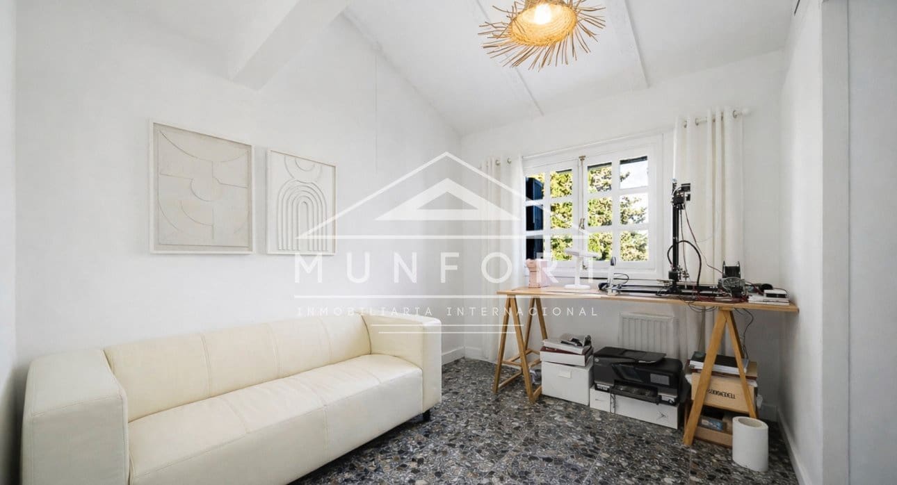 5 slaapkamer Villa te koop in Gea y Truyols met zwembad - € 599.900 (Ref: 9765291)