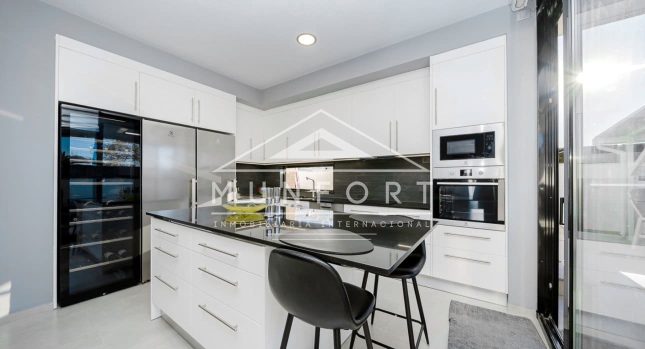 3 bedroom Villa for sale in Lo Pagan with pool - € 449,000 (Ref: 9770894)